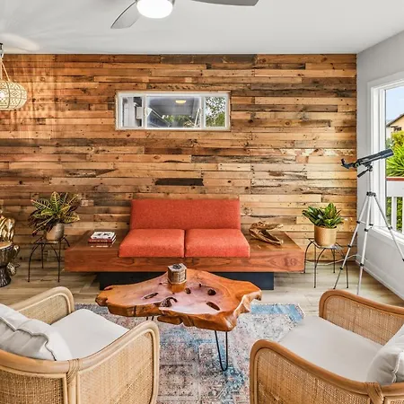 Mile To Beach! Private, Family & Pet Friendly Oasis! Pool Table & Hot Tub! Oceanside Extérieur photo
