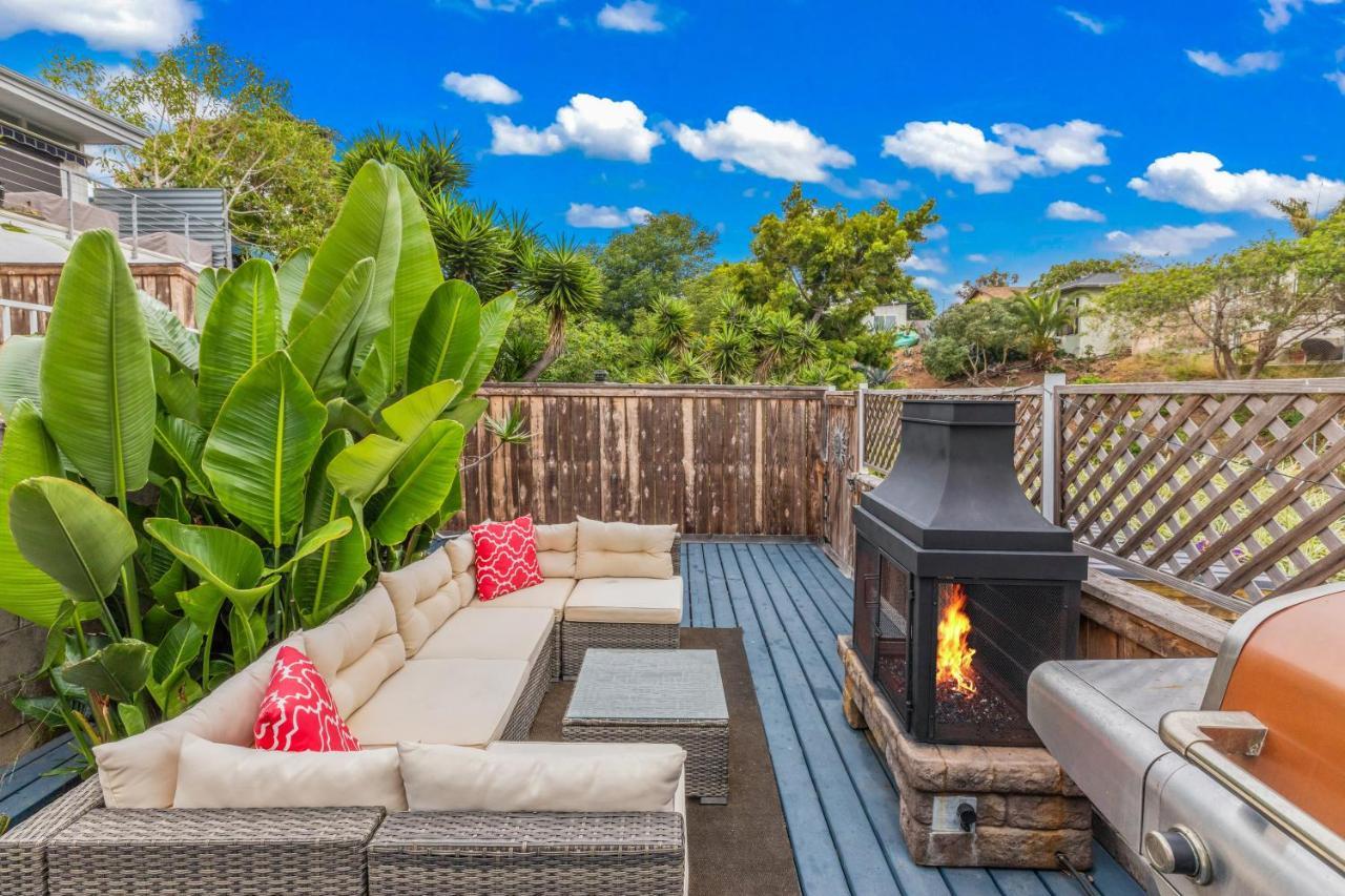 Mile To Beach! Private, Family & Pet Friendly Oasis! Pool Table & Hot Tub! Holiday home Oceanside
